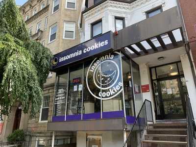 Insomnia Cookies