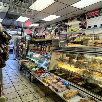 Papa Pasquale Ravoli Pasta Co.