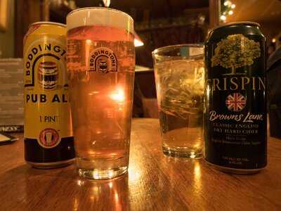 The Red Lion Lincoln Square