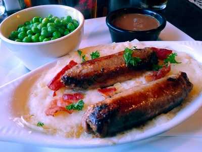 The Red Lion Lincoln Square