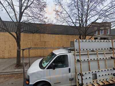 The Red Lion Lincoln Square