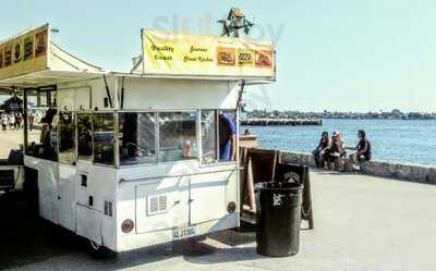 Quality Coast Gourmet Street Kitchen