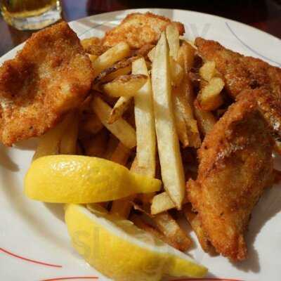 Brooklyn Bridge Restaurant & Cafe