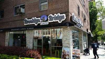 Brooklyn Bridge Restaurant & Cafe