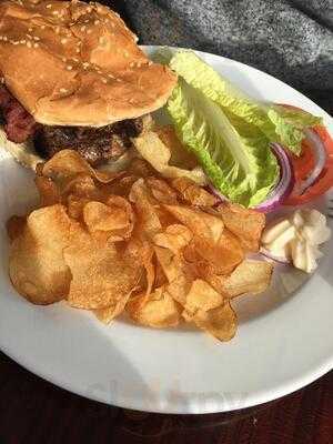 Brooklyn Bridge Restaurant & Cafe