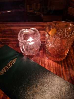 Gaslight Tavern