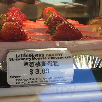 Little Swan Bakery Cafe