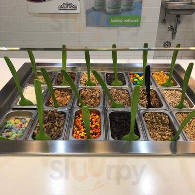 U Swirl Frozen Yogurt