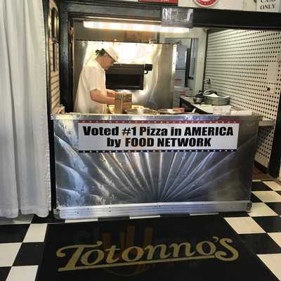 Totonno's