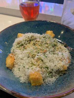 Blvd & Main Taphouse