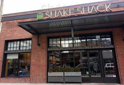 Shake Shack West Loop