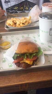 Shake Shack West Loop