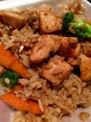 Fuji Steakhouse & Sushi Bar