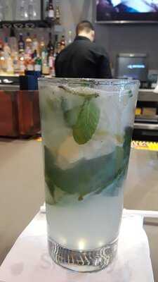 Metropol Restaurant & Bar