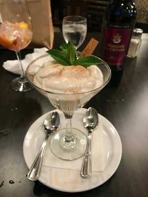 Metropol Restaurant & Bar