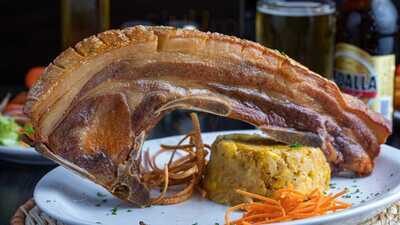 Metropol Restaurant & Bar