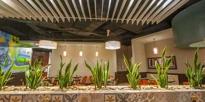 Metropol Restaurant & Bar