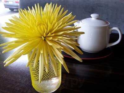 Baan Thai House And Wine Bar