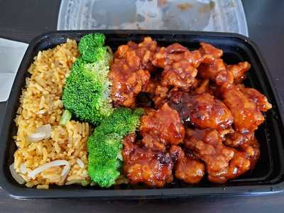 Golden Chopstick Chinese