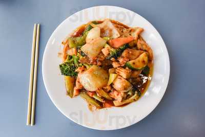 Golden Chopstick Chinese