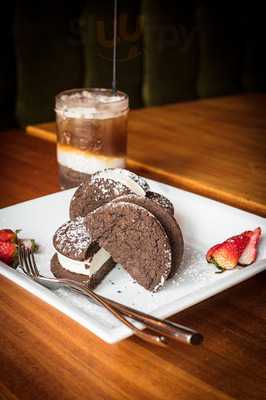 Sauce Trattoria And Bar