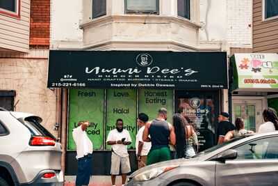 Ummi Dee's Burger Bistro