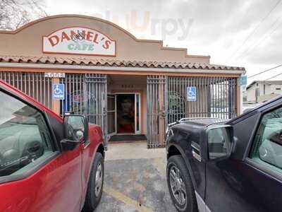 Daniel's Cafe