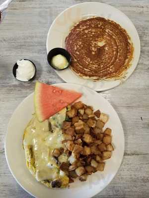 Brians Bar And Grill