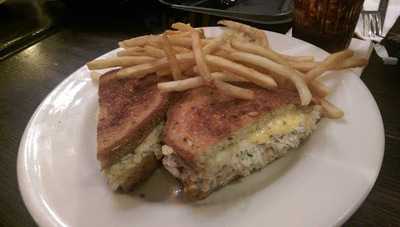 Brians Bar And Grill