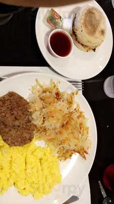 Clarke's Rogers Park