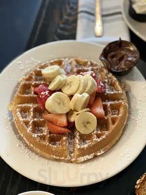 Clarke's Rogers Park