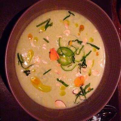 Dbg - Downtown Bar And Grill