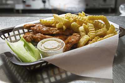 T-bird Lounge & Restaurant