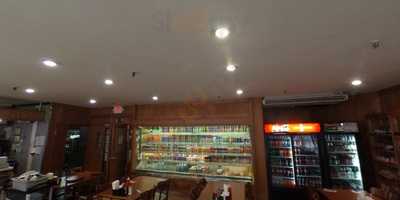 Broadway Deli And Cafe