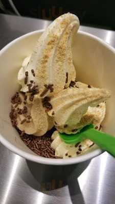 Lily Pads Frozen Yogurt