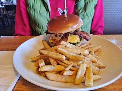 Applebee's Grill + Bar