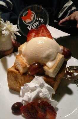 Pim's Honey Toast N Tea