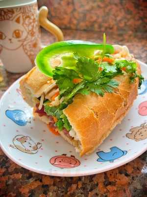 Banh Mi Saigon Bakery