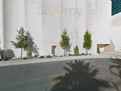 New York Pretzel - Mgm Underground