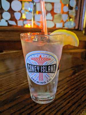 Pour House Of Bay Ridge