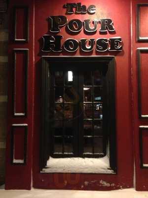 Pour House Of Bay Ridge