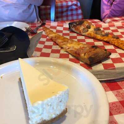 Papa Pinny’s Pizzeria