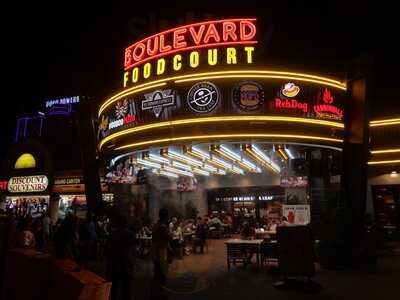 Boulevard Food Court