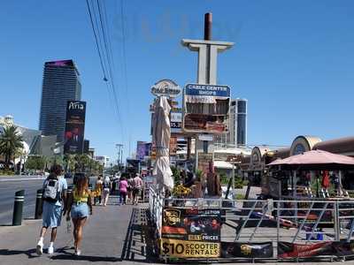 Boulevard Food Court