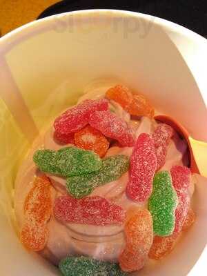 Sunny's Legendary Frozen Yogurt