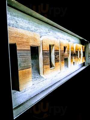 Top Mix Bar & Kitchen