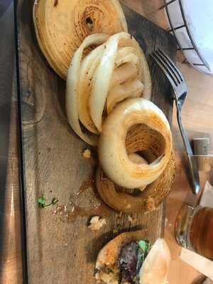 Zinburger Wine & Burger Bar