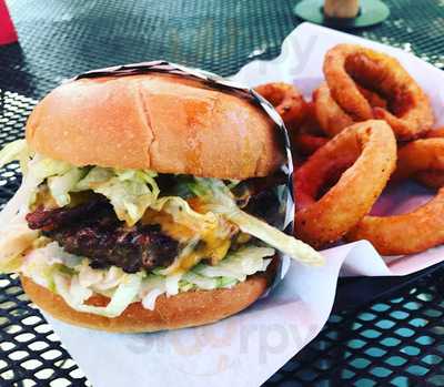 Canyon Lane Bar And Grill