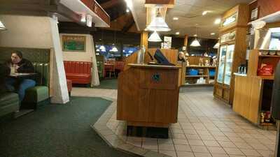 Shari's Cafe And Pies