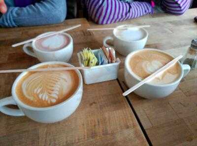 Tiny's Giant Sandwich Shop